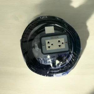 ปลั๊กอุตสาหกรรม 2*4 5 เมตร vct 3x1.5